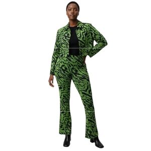 Zara Bloggrrs Fave Green Velvet Straight Leg Trousers ZW Collection